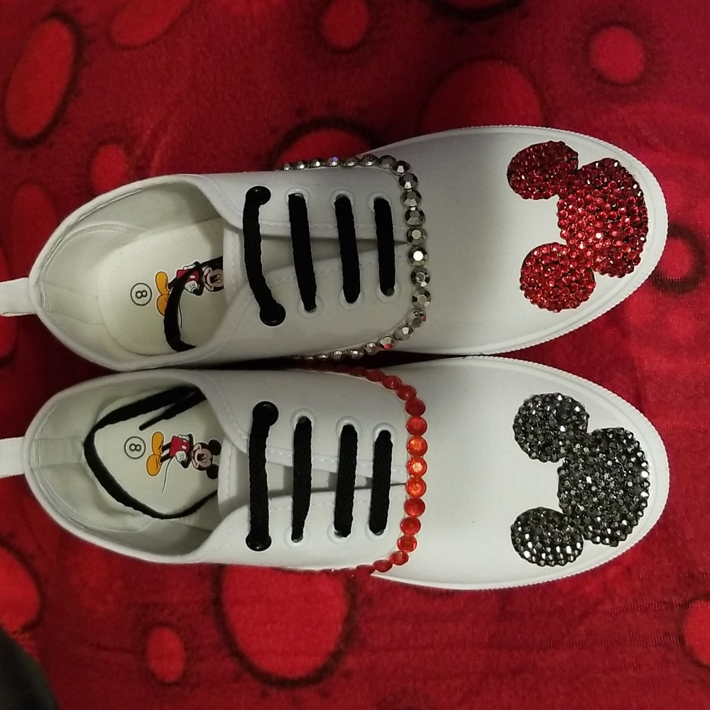Mickey sneakers sz8